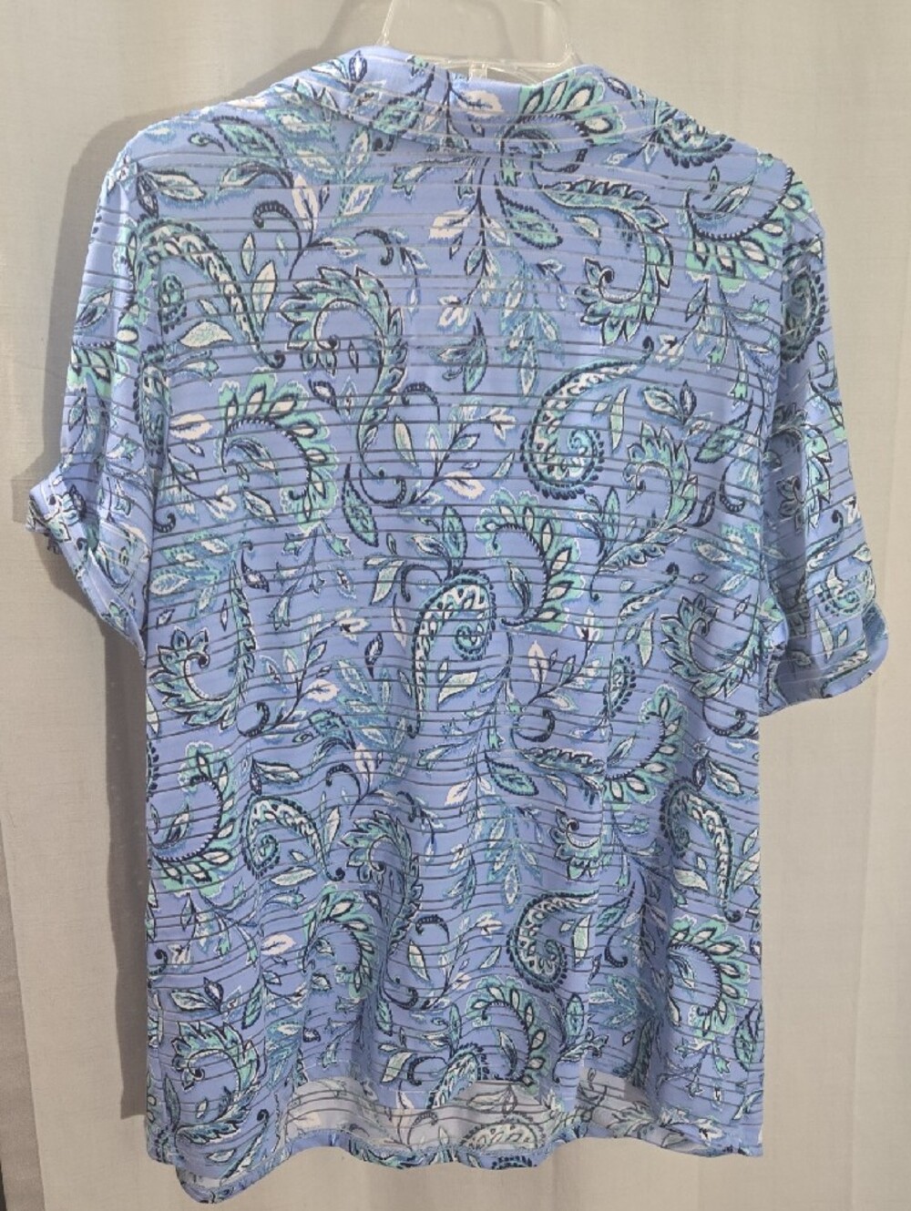 ✨ Coral Bay Woman Blue Paisley Henley Pullover - Plus 1X ✨ - Picture 8 of 10